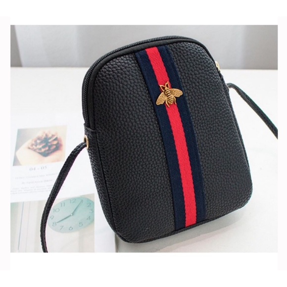 Embellished Bumble Bee Crossbody Bag - Picture 2 of 8